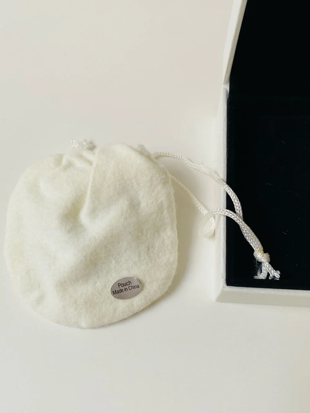 Empty Pandora Cream Jewelry Drawstring Pouch with Gift Box